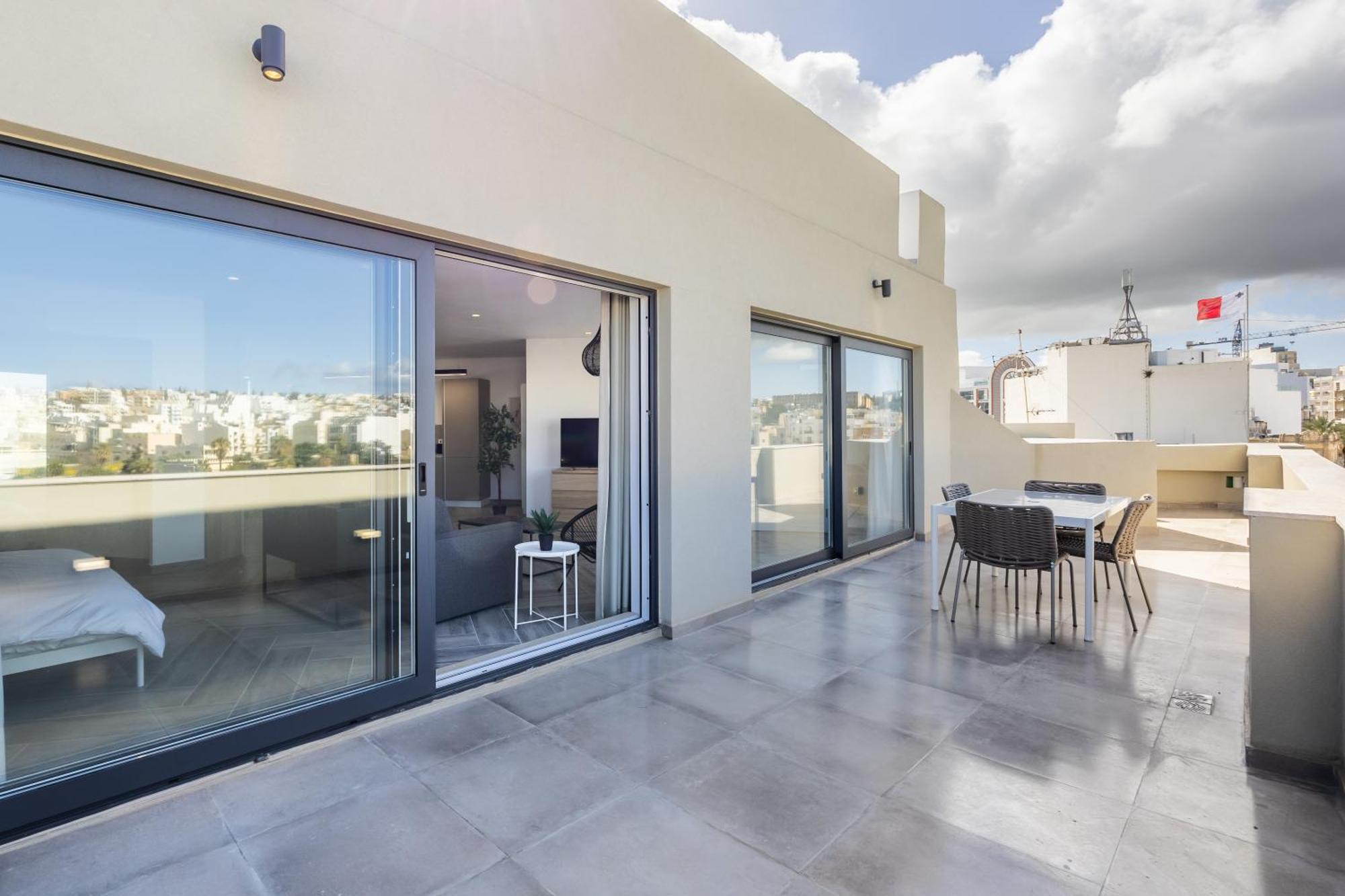 The Cube - Designer Finished Studio Penthouse By Sf Homes Gżira Kültér fotó