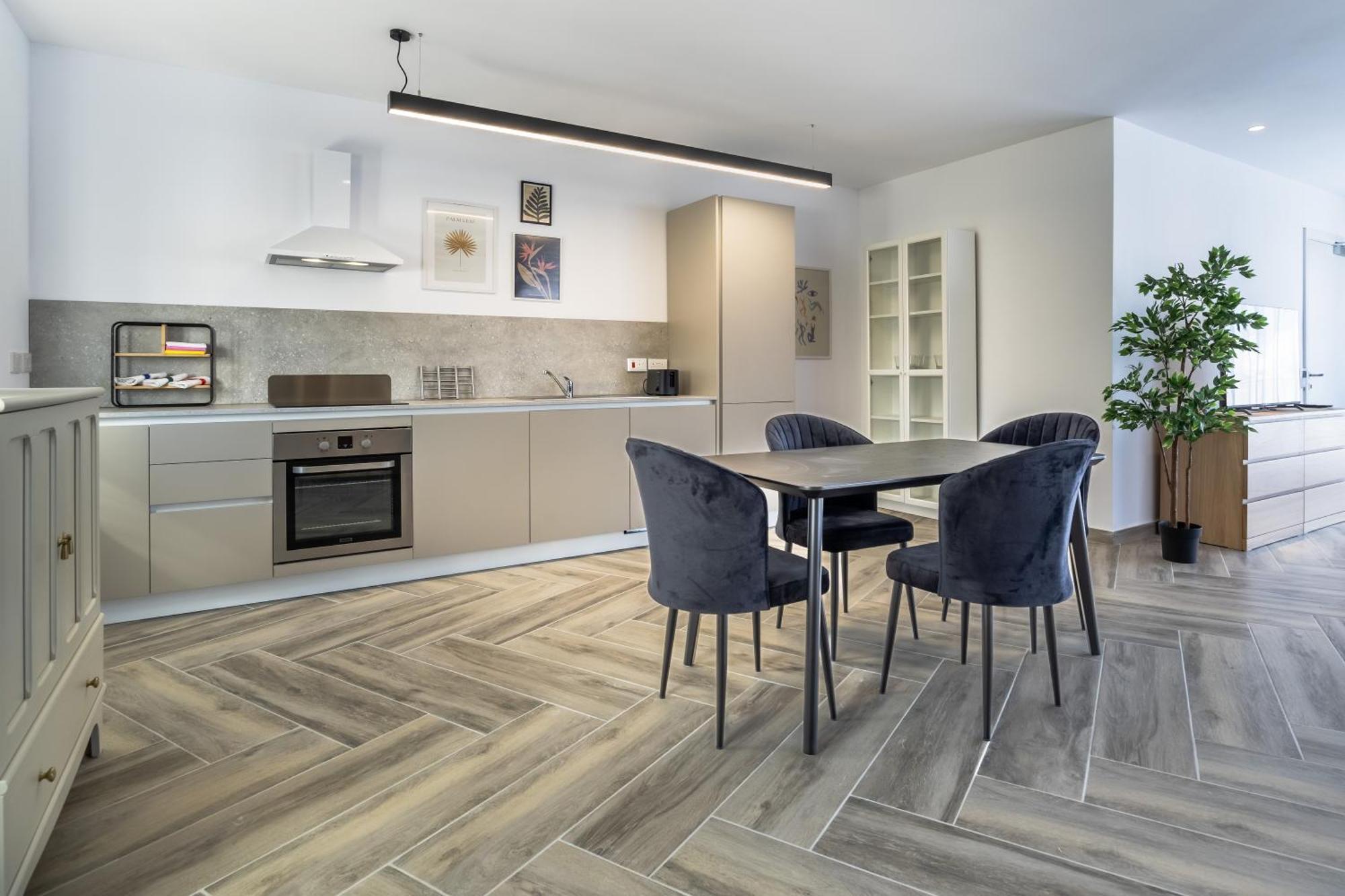 The Cube - Designer Finished Studio Penthouse By Sf Homes Gżira Kültér fotó